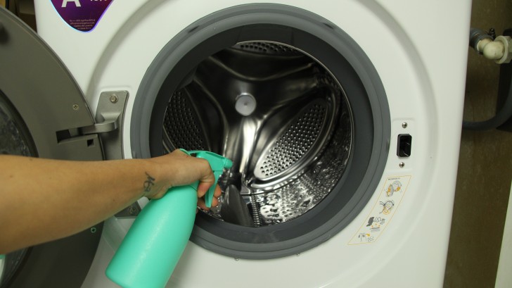 campus Rook huisvrouw Zeg vaarwel tegen schimmel in de wasmachine: met deze eenvoudige en  goedkope methodes wordt hij weer als goed als nieuw - Creativonederland.nl