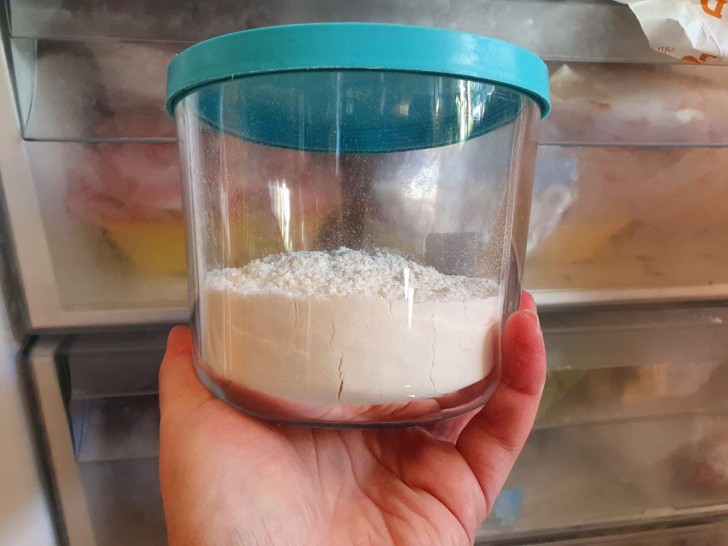 Do you want to keep flour for longer? Discover the fridge or freezer
