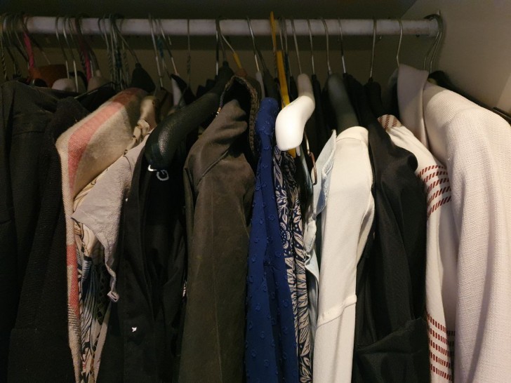 Has a musty smell developed in your closets? Discover how to get rid of